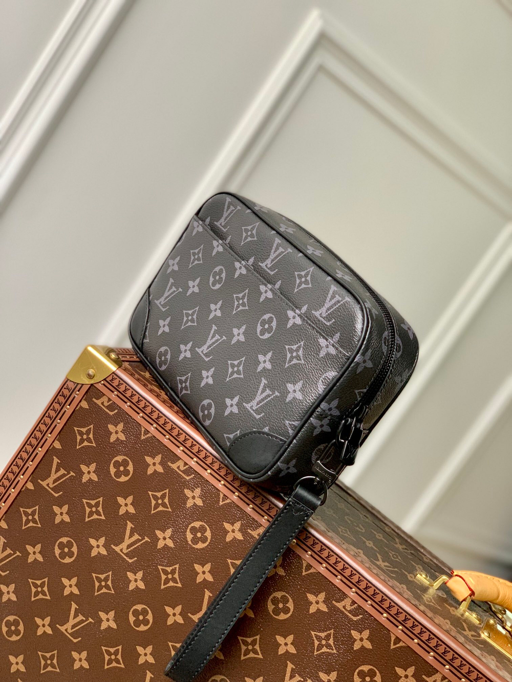Louis Vuitton Pochette Kasai