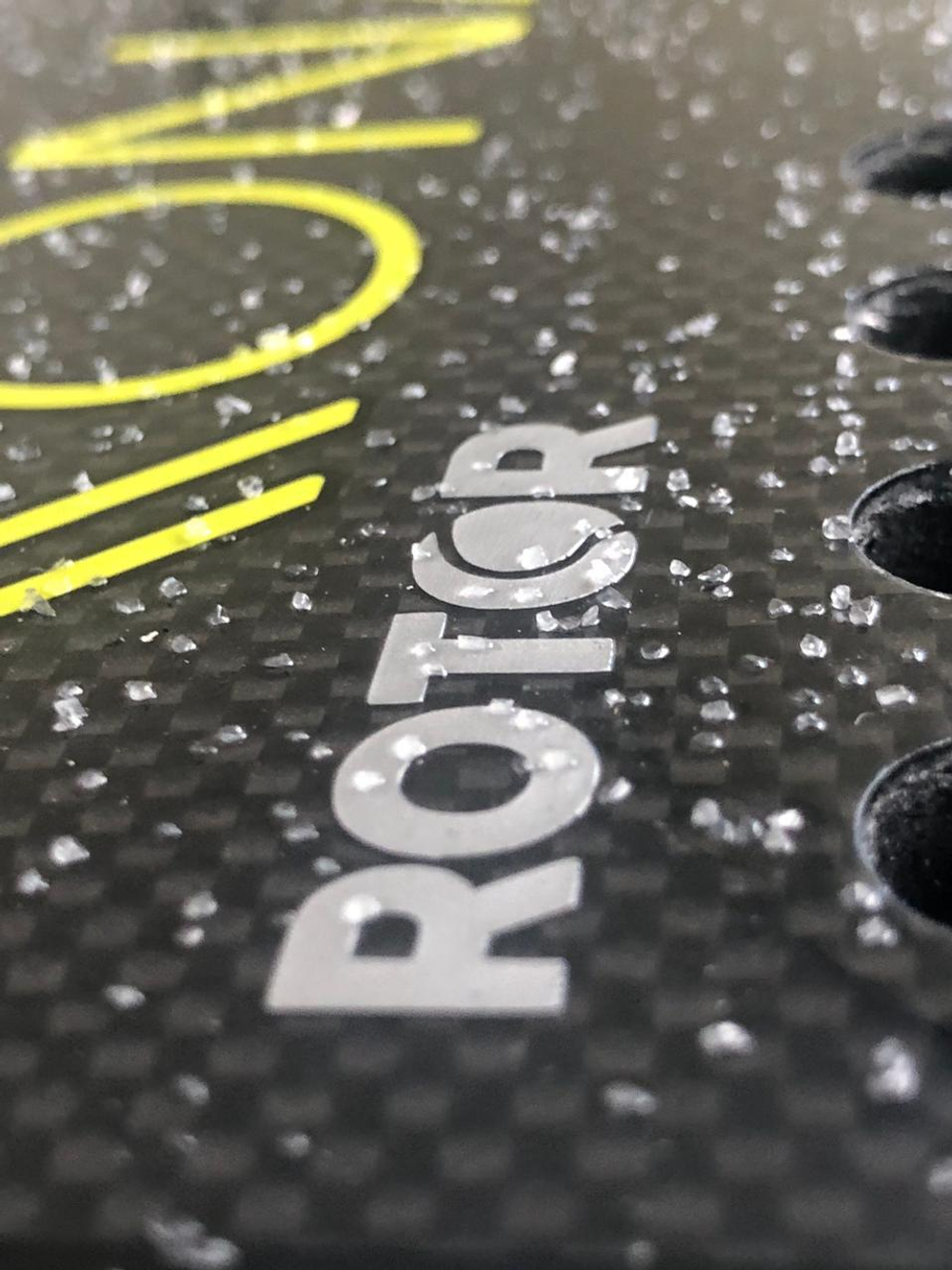 Ракетка Rocket yellow Kona с дополнительным нанесением «Rotor»