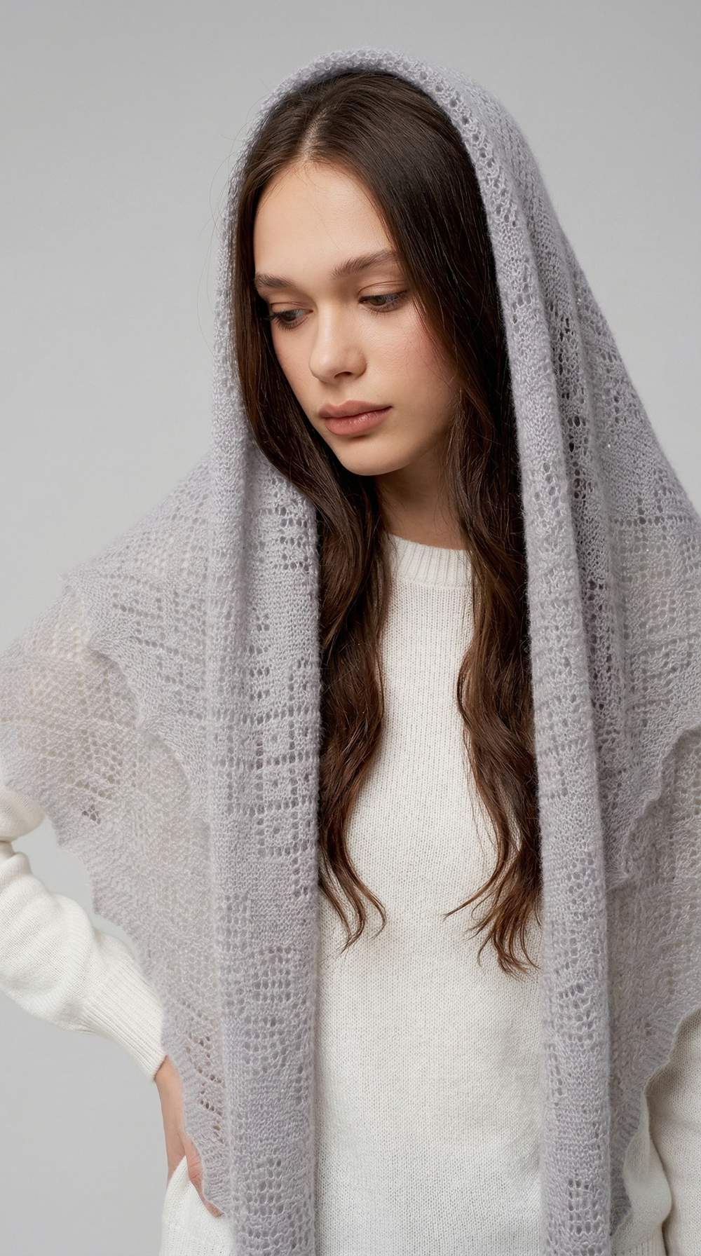 Оренбургский пуховый платок П4-110-03 серый