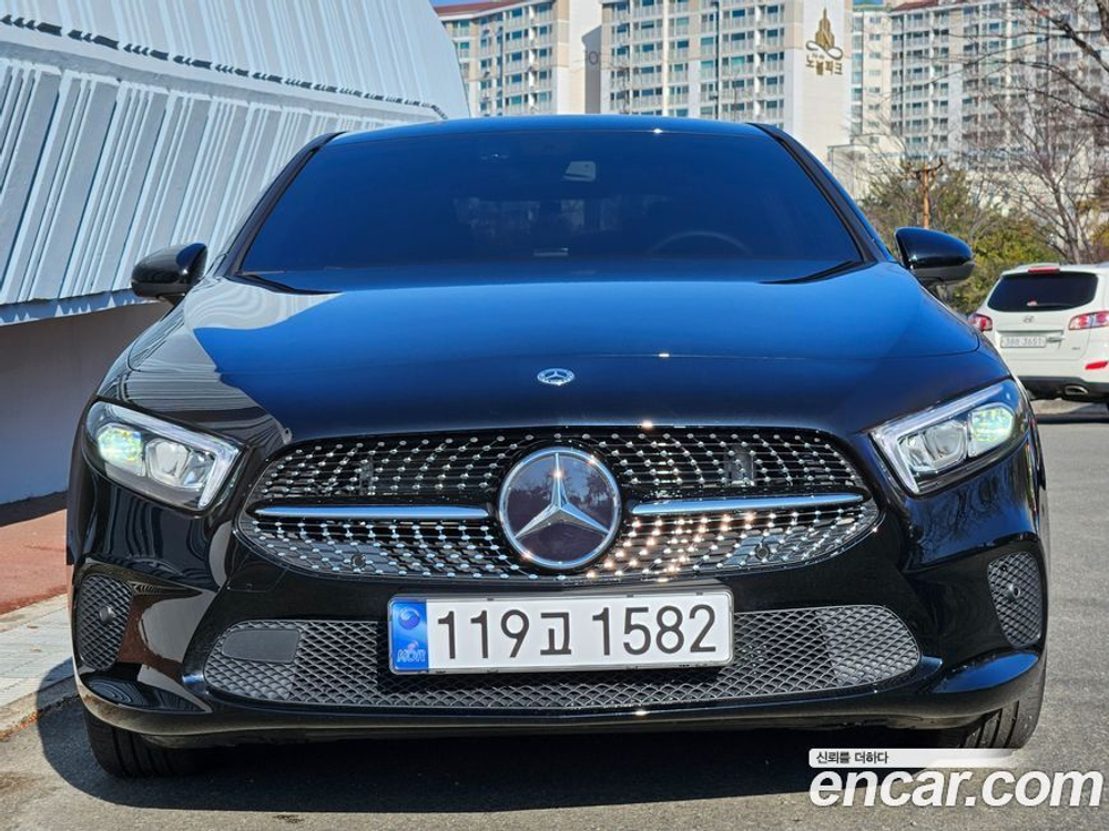Mercedes-Benz A-Class W177 A220 Sedan (08.2021)