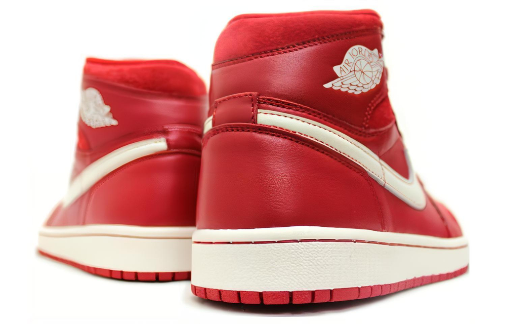 Кроссовки Jordan Air Jordan 1 Retro Gym Red