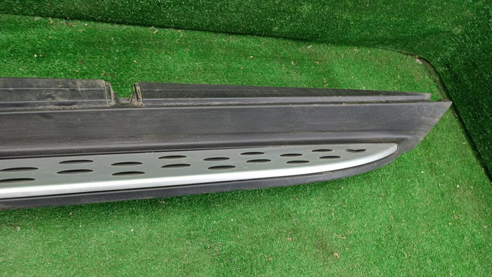 Наклад порога левая Mercedes ML GLE W166 (2011-2018)