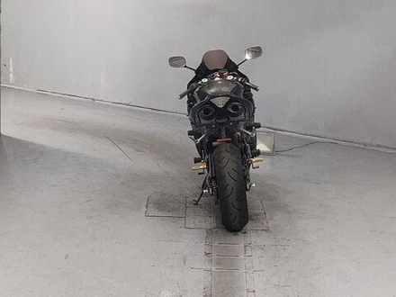 Yamaha YZF-R1 , 2005