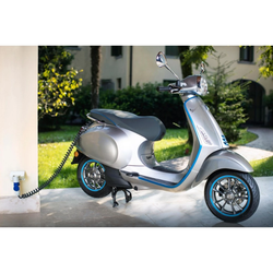 Электроскутер Vespa Elettrica