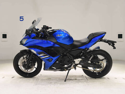 Kawasaki Ninja 650 A