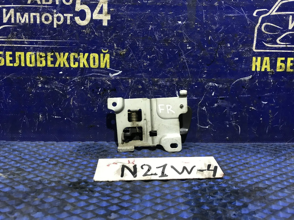 Ручка двери передней правой салонная MITSUBISHI RVR 1995