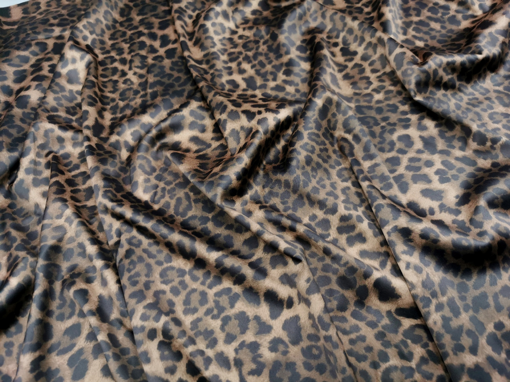 Эластичный бельевой атлас-стрейч, принт леопард, (Арт: ASP-010)