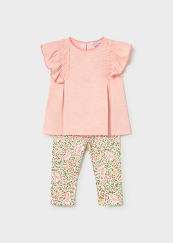 футболка с леггинсами