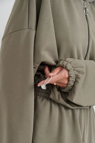 Укороченное худи на молнии цвета хаки