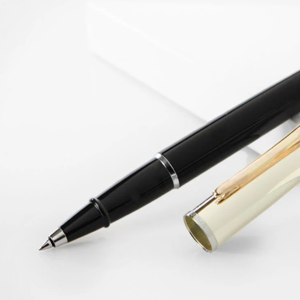 Ручка-роллер Aurora Style Metal Black CT, в подарочной коробке