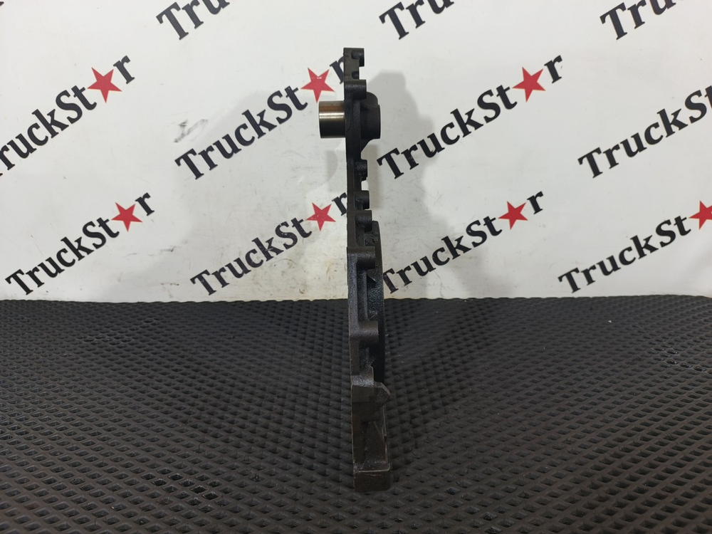 Крышка двигателя передняя 2018г.