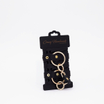 Черные кожаные оковы с золотистой фурнитурой