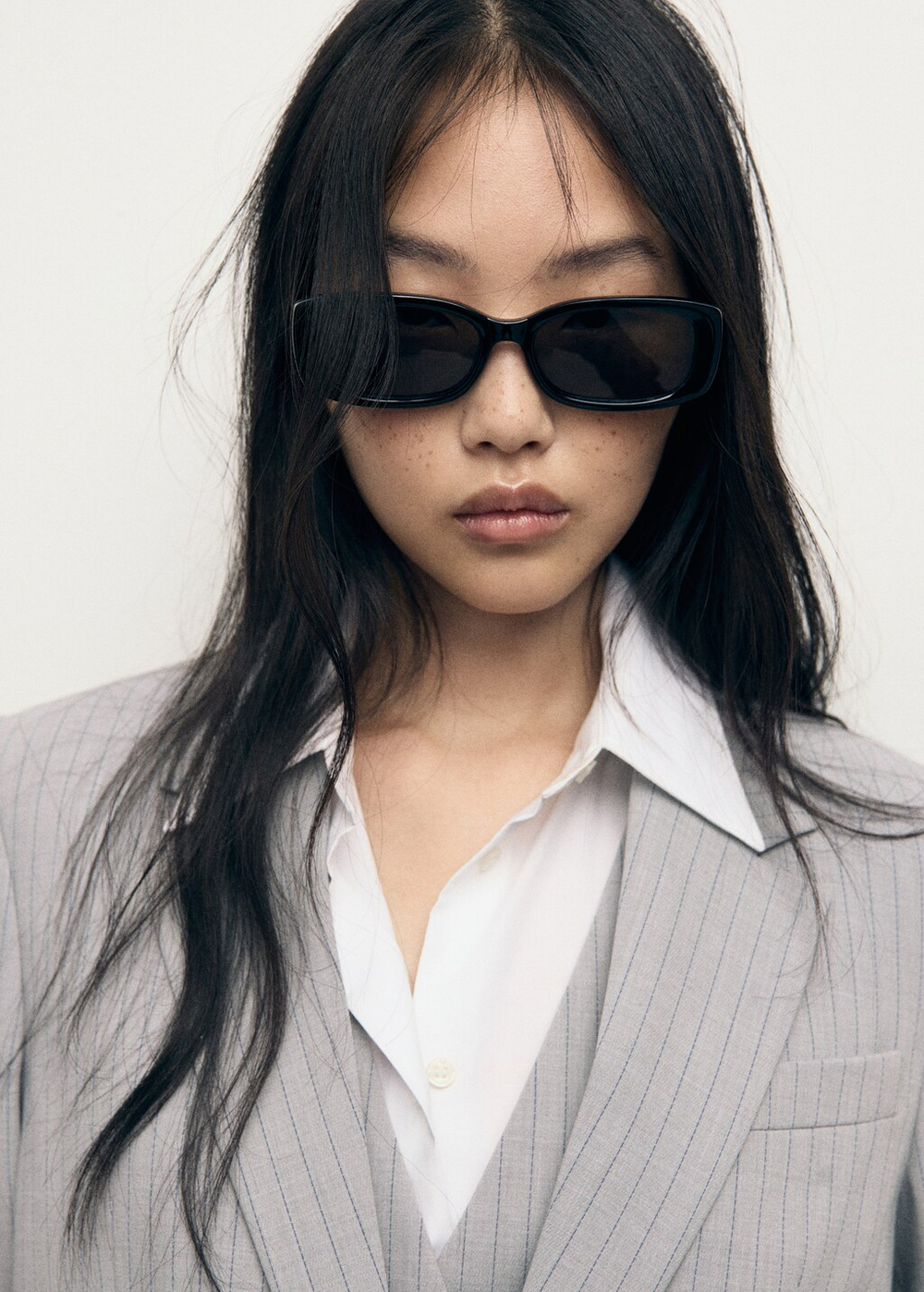 Костюмный блейзер в узкую полоску