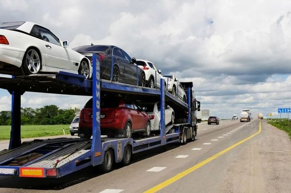 Утилизационный сбор при ввозе автомобилей в Россию значительно увеличился,  в некоторых случаях до 250 раз
