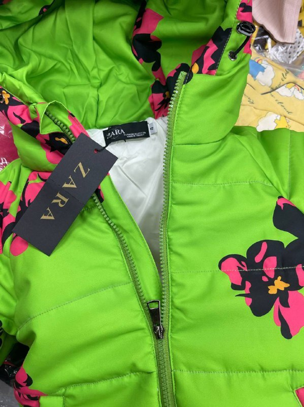 Осенний костюм Zara для девочек