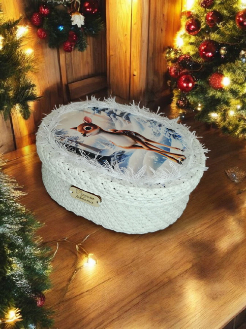 Шкатулка интерьерная универсальная "Олень в зимнем лесу"