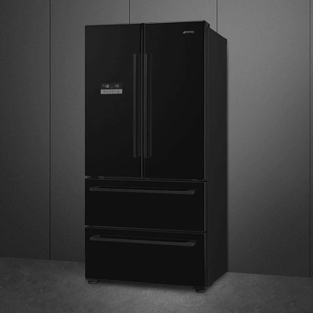Отдельностоящий холодильник Smeg FQ55FNDE