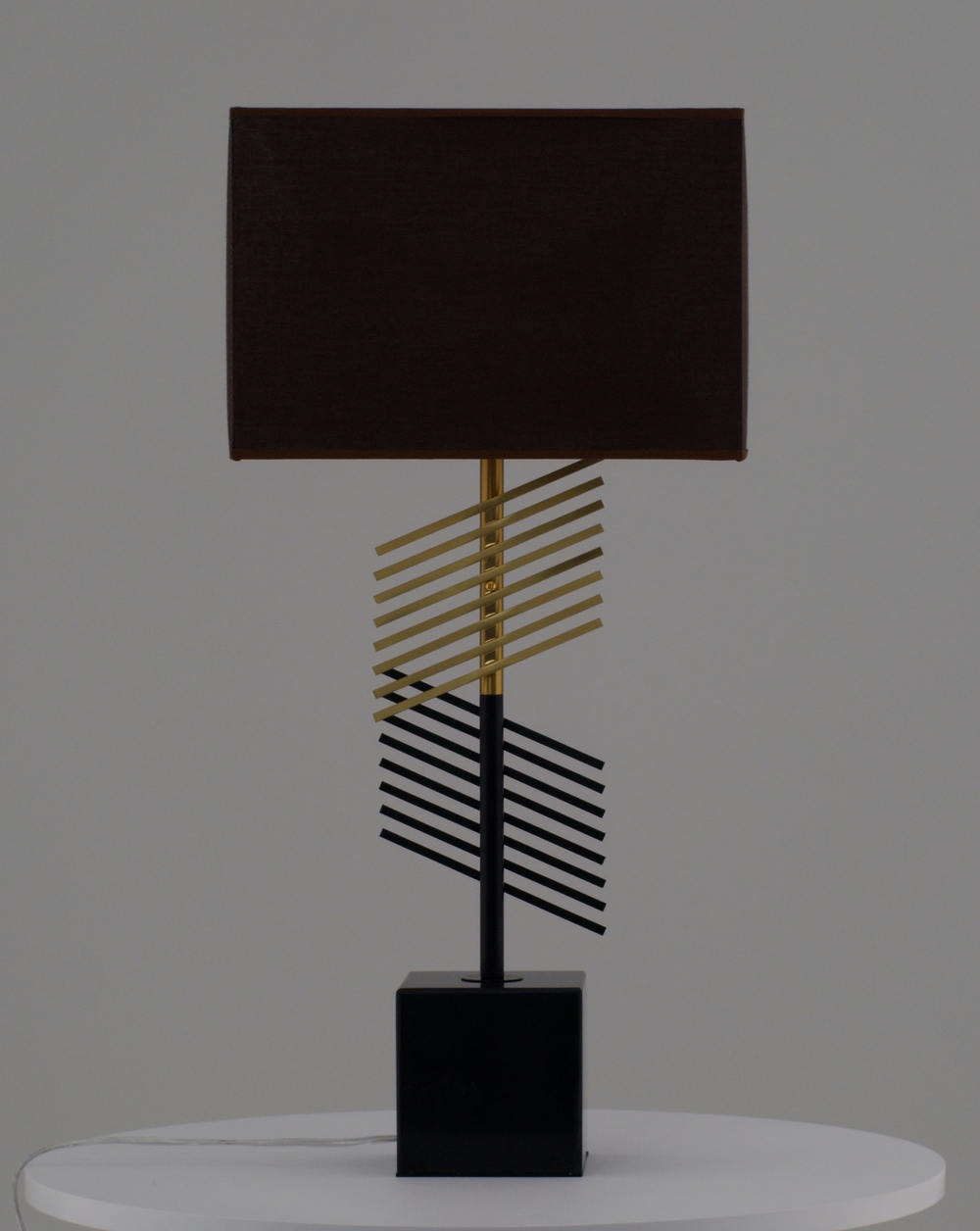 Лампа настольная Moderli V11147-1T Melony