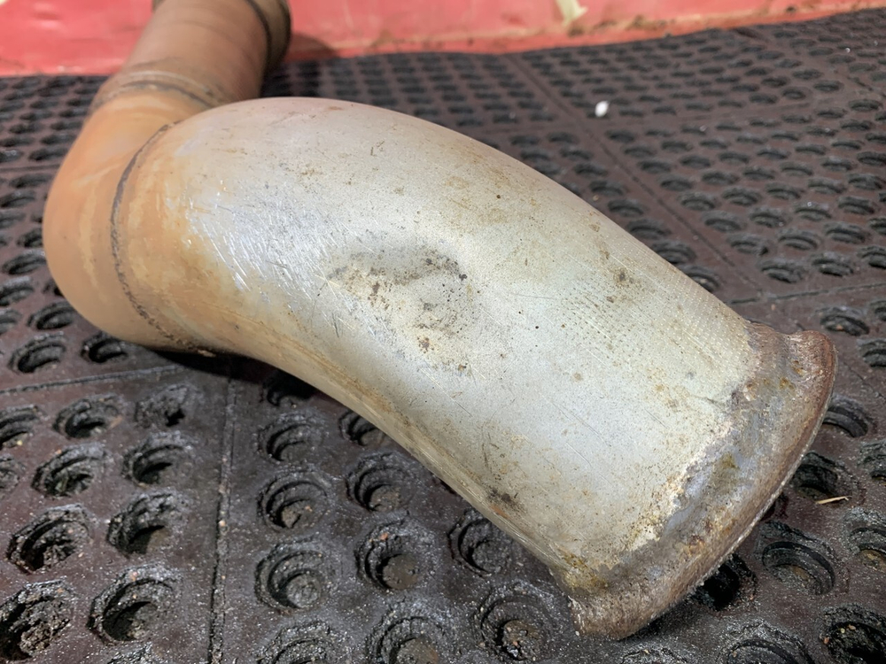 Приемная труба глушителя