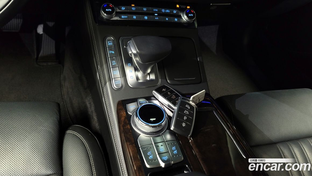 Genesis G90 3.8 AWD (11.2019)