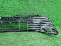 Решетка переднего бампера Toyota Camry xv70 17-21