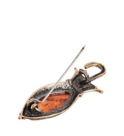 AM-2332 Брошь «Зонтик» (латунь, янтарь)