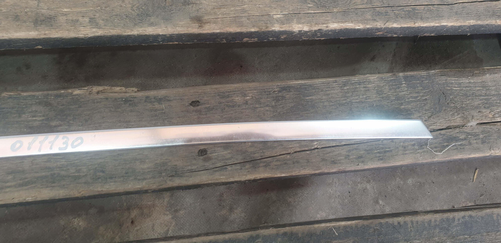 Молдинг двери задней левой Mercedes GLC (X253) 15-нв Б/У Оригинал A2537350182