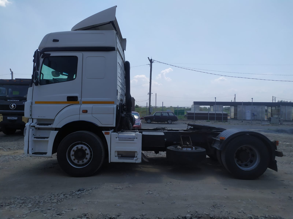 КамАЗ 5490 4x2 Седельный тягач 5490-032-87(S5) NEO (Дизельный, 12,0 л, 401 л.с., МТ)