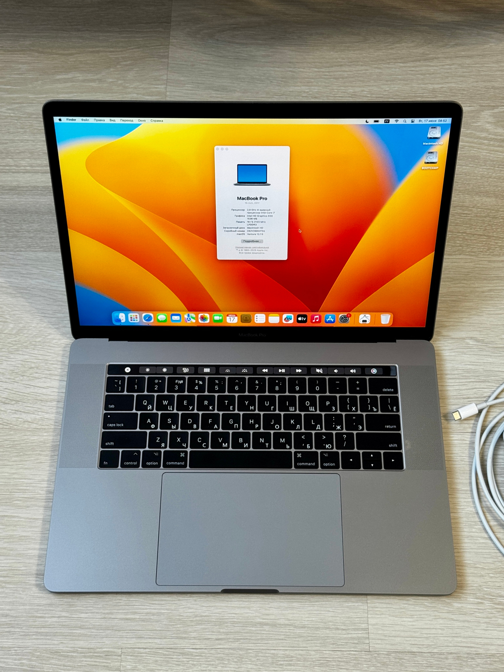 Apple MacBook Pro 15, 2017 Space Gray, Touch Bar