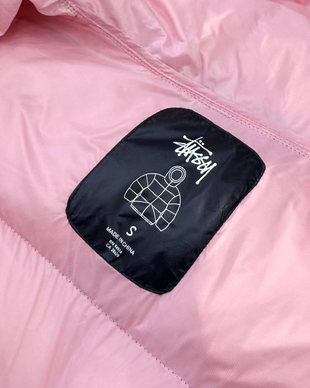 Пуховик Stussy
