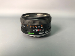 Yashica FX-3 Super + Yashica 50mm 1.9, присутствует плесень.
