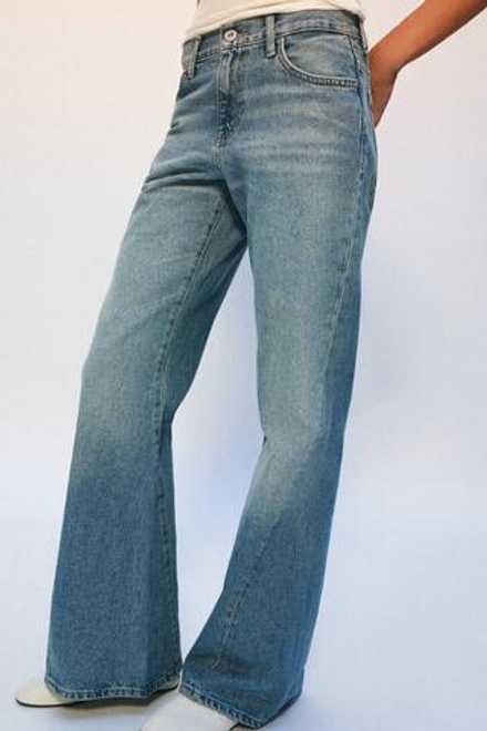 ZARA ДЖИНСЫ RELAXED-FLARE С НИЗКОЙ ПОСАДКОЙ — ZW COLLECTION, ВЫЦВЕТШИЙ СИНИЙ