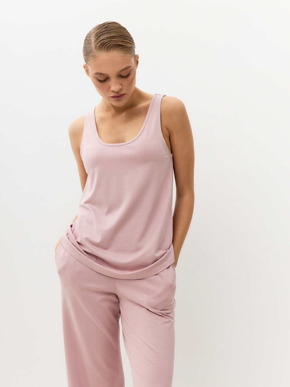 Пижама женская Ihomewear Розовая пудра