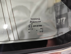 Стекло заднее левое глухое (форточка) Toyota Highlander 3 (U50) 13-21 Б/У Оригинал 627200E150