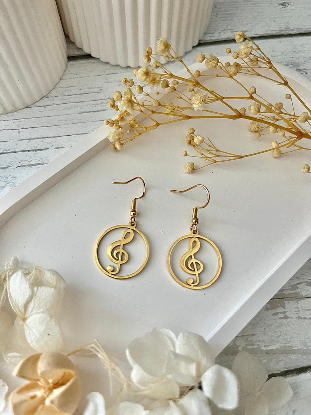 Серьги "Скрипичный ключ. Круг" золотистые