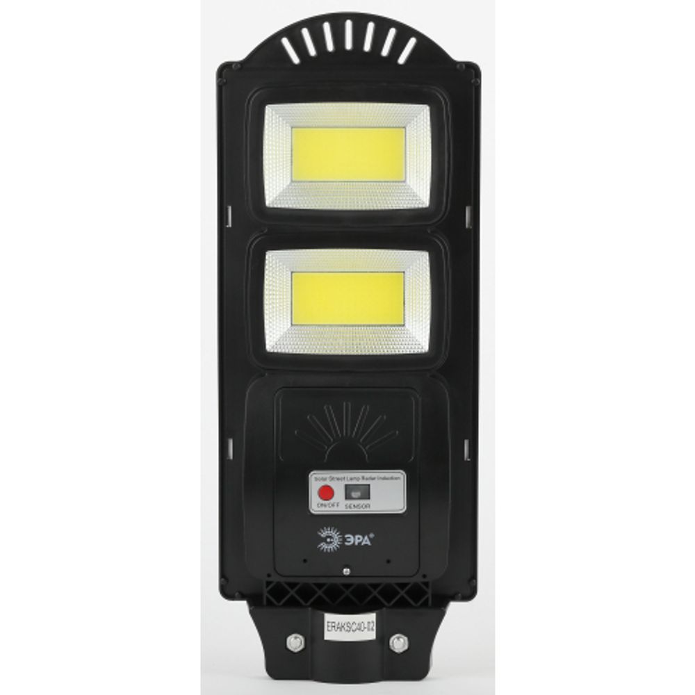 Консольный светильник ЭРА ERAKSC40-02 светодиодный уличный 40 Вт 750 Лм COB на солнечной батарее с кронштейном