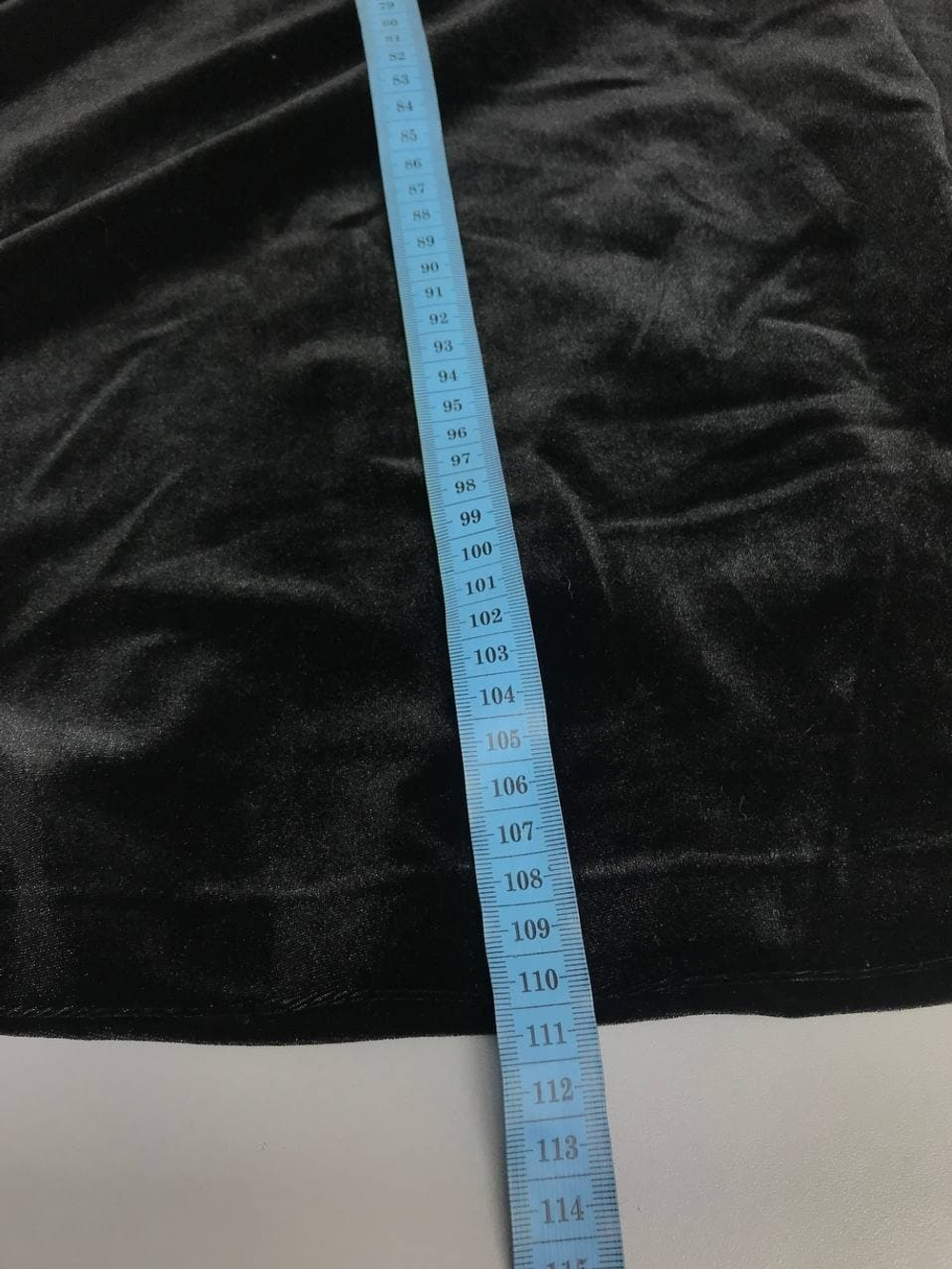 Платье Eleni Viare бархатное с вышивкой 50 размер, новое