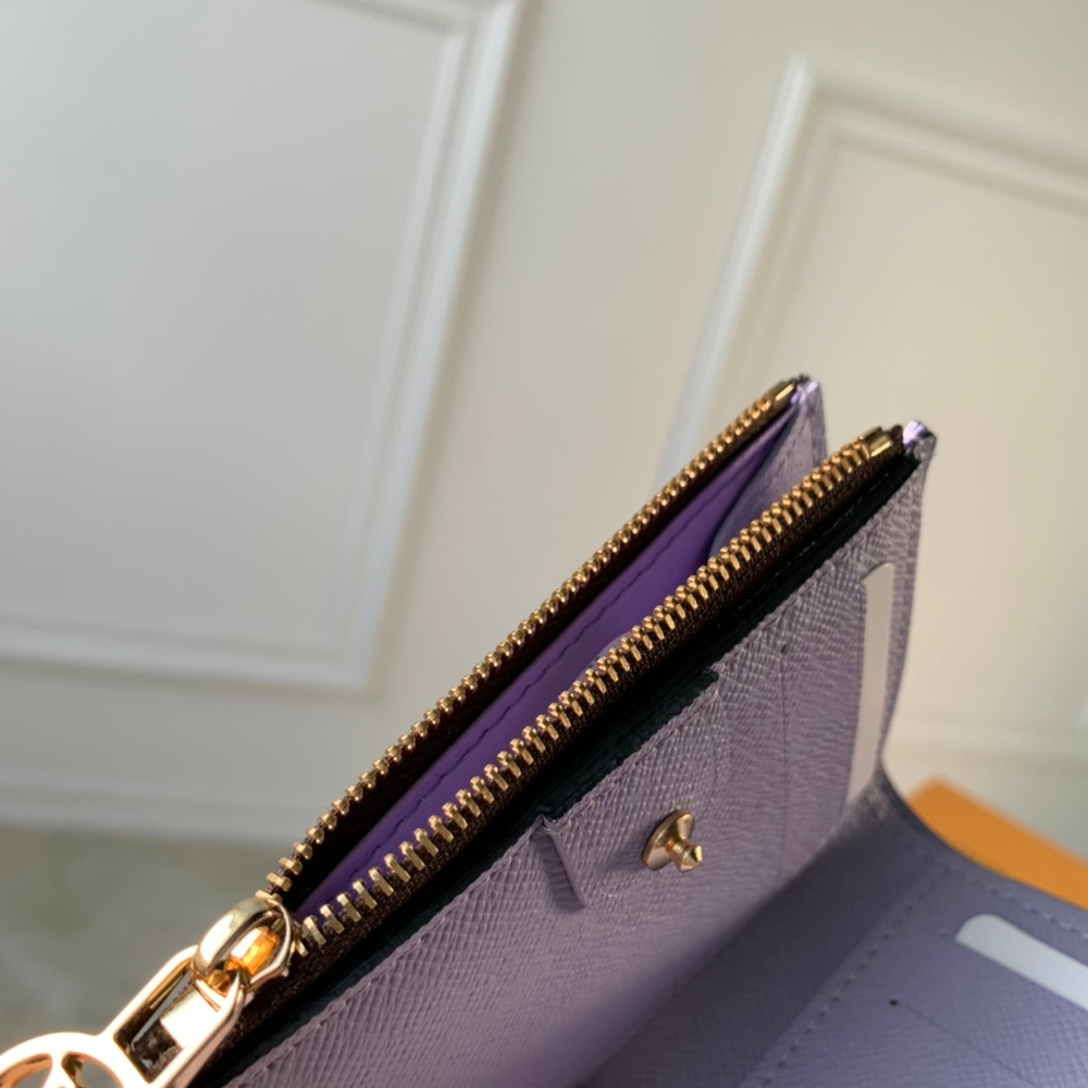 Louis Vuitton Lisa Wallet