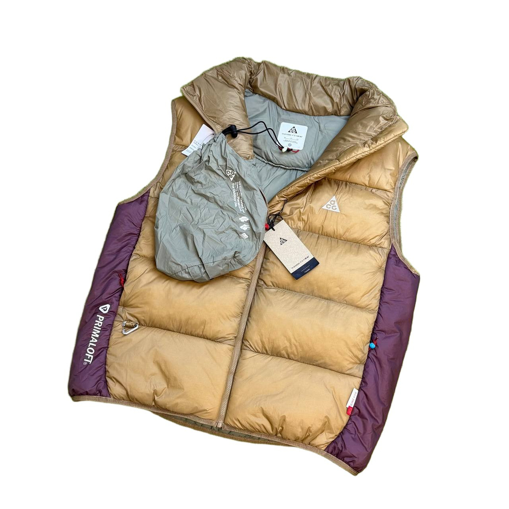 Жилетка Nike ACG Новая с биркой