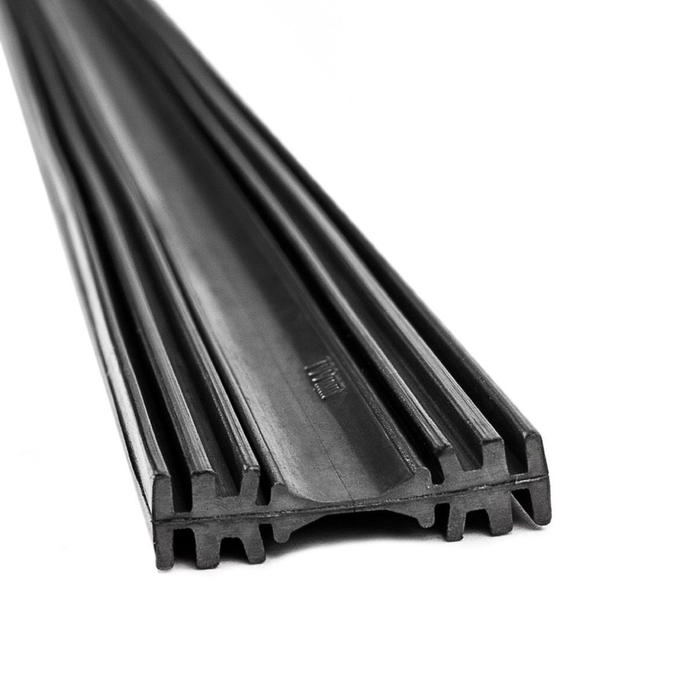 Щетка стеклоочистителя бескаркасная, 70, резинка для щетки в блистере с графитом, AV-002821