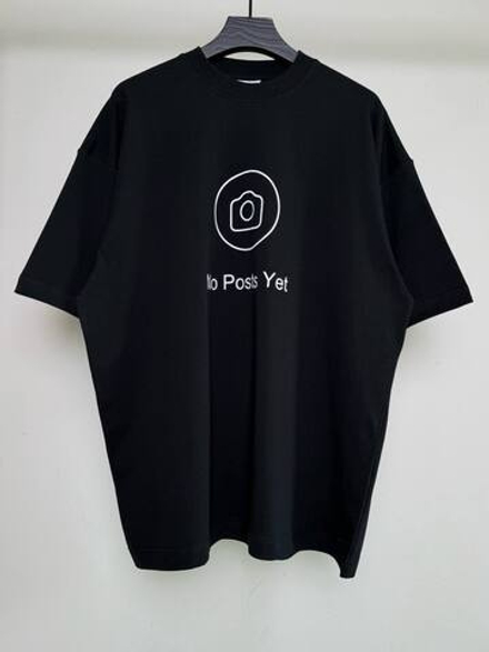 Футболка Vetements