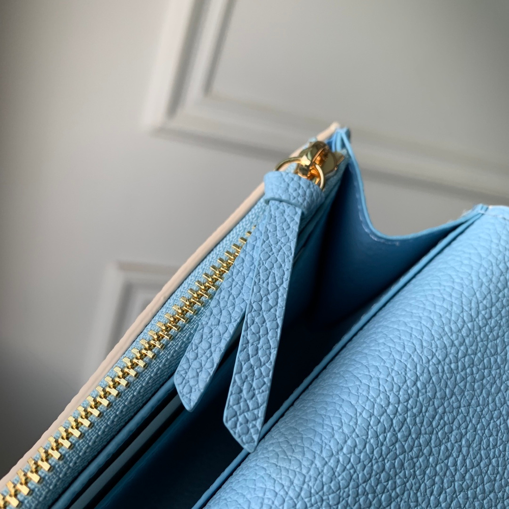 Louis Vuitton Emilie Wallet