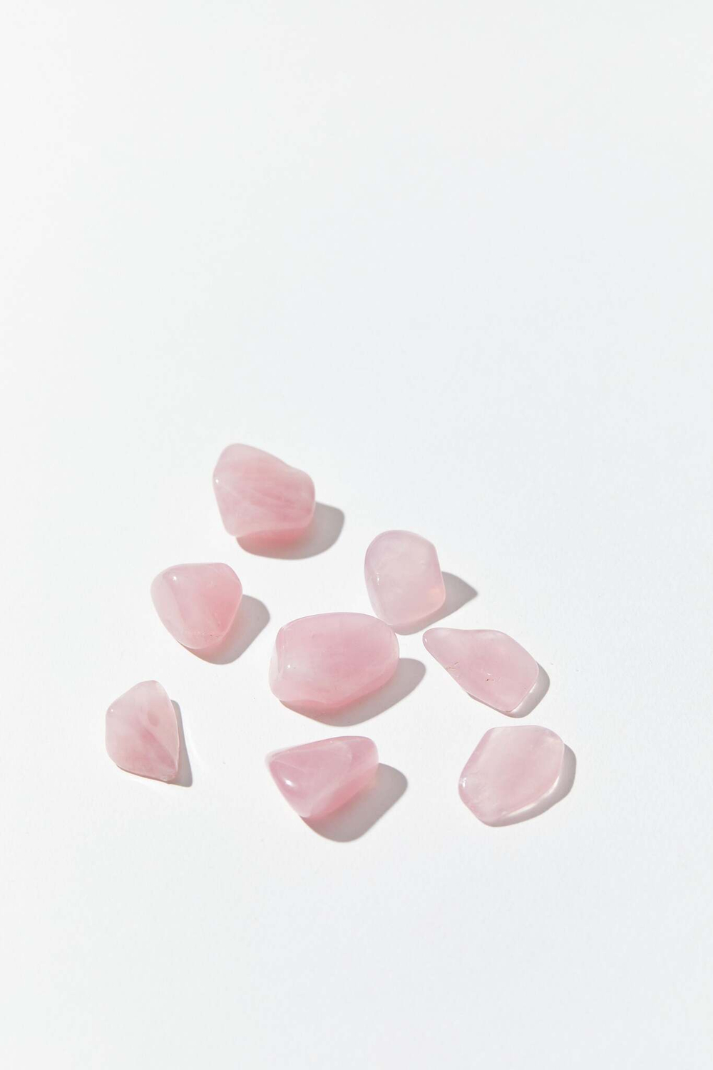 Розовый кварц галтовка