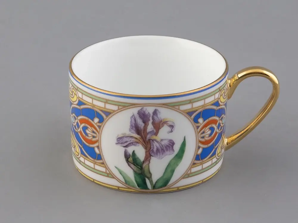 Подарочный набор чашка с блюдцем 250 мл, форма Соло, рисунок Нежный Ирис, арт. 81.32657.00.1