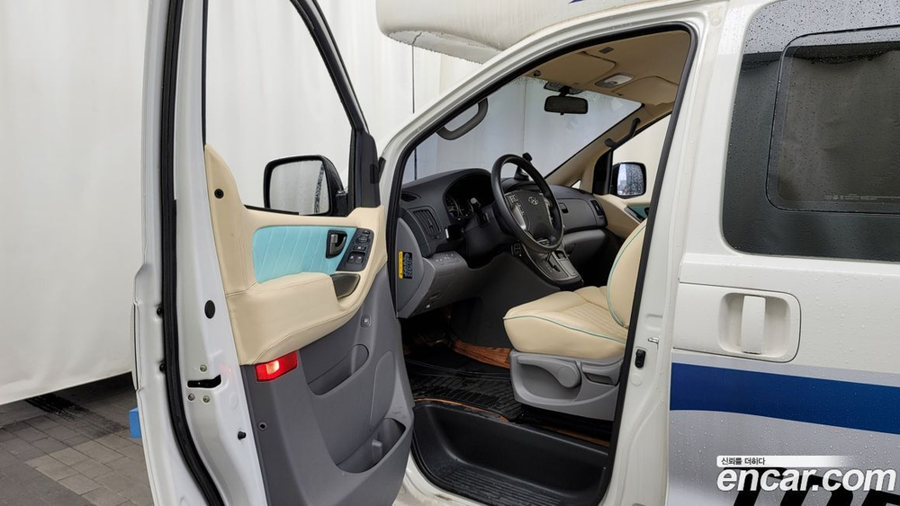 Hyundai The New Grand Starex 캠핑카 (12.2019)