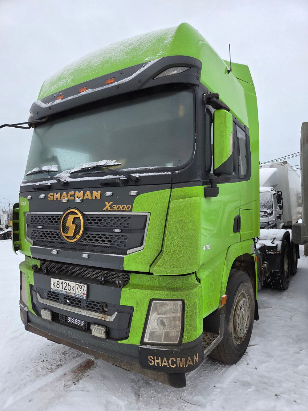Shacman (Shaanxi) SX* 6x4 Седельный тягач SX42584V324 (Дизельный, 11,6 л, 423 л.с., МТ)
