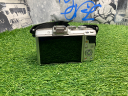 Olympus Pen E-PL7 Kit 14-42mm
