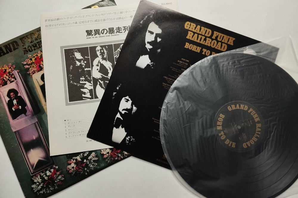 Винтажная виниловая пластинка LP Grand Funk Railroad Born To Die (Japan 1976) (No Obi)