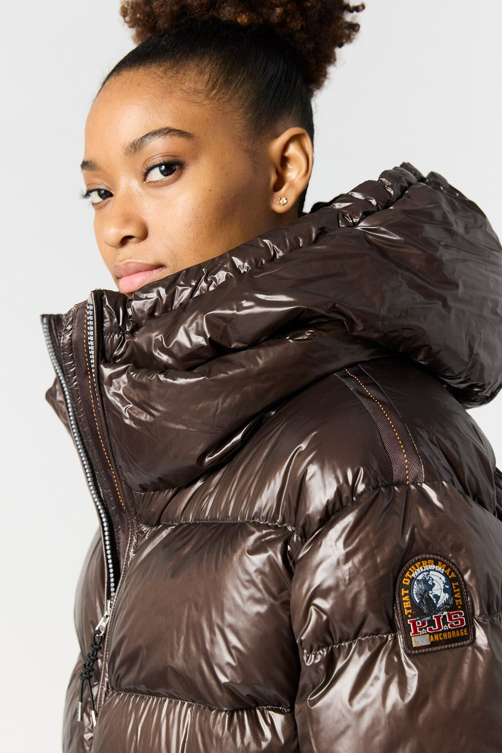 Пуховик жен. Parajumpers IVONNE 109 коричневый