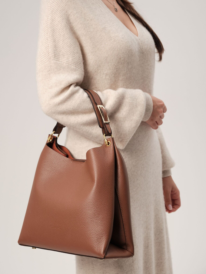 Сумка кожаная коричневая